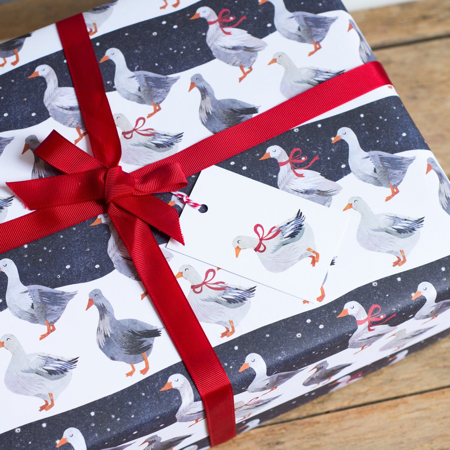 Snowy Goose Mini Christmas Card (single card or pack)